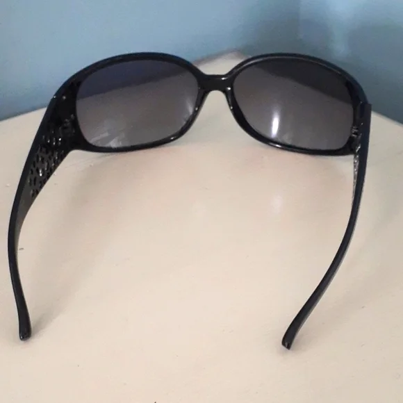 Solar Accents Wellfleet Black Sunglasses with silver accents ❤️ - Picture 7 of 8